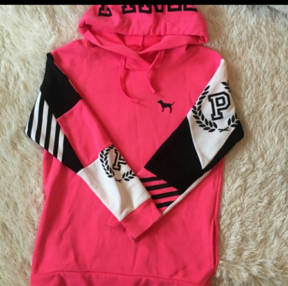 ISO VICTORIA'S SECRET PINK HOODIE3)4slee es